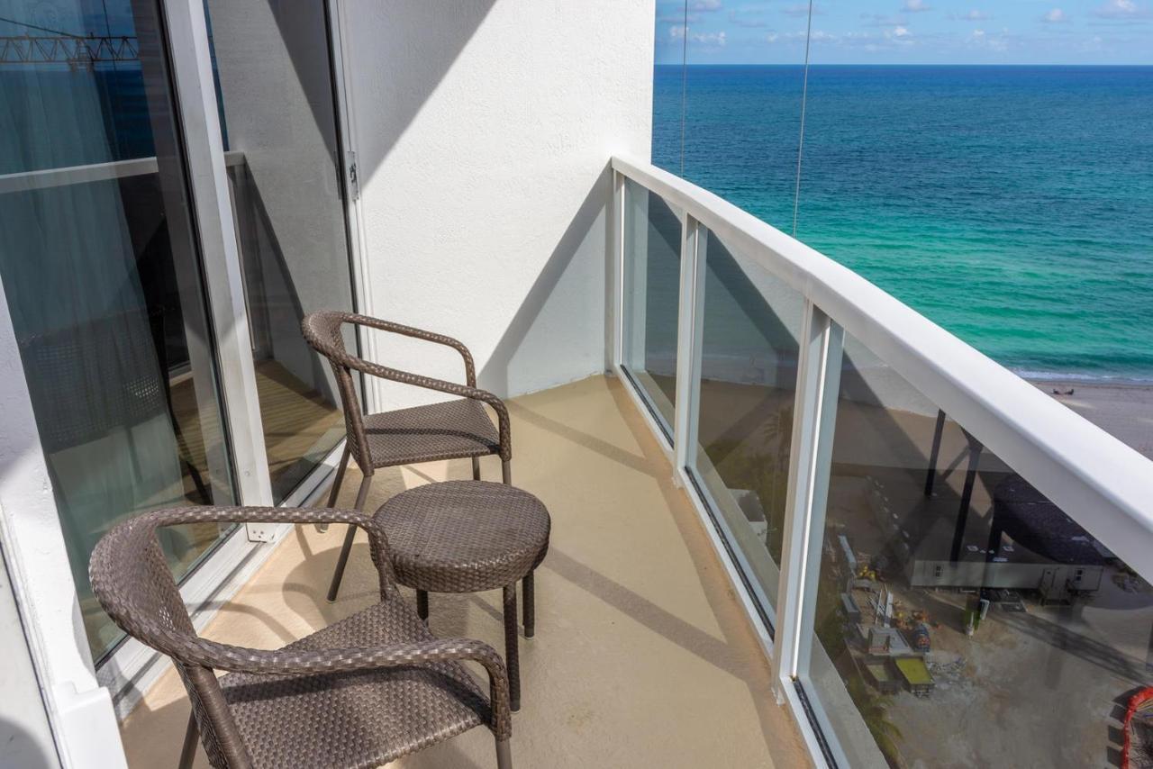 Hotel International Beach Tump Resort Ocean View 1100 Sf 1 Bed 1Bth Privately Owned Sunny Isles Miami Beach Eksteriør bilde